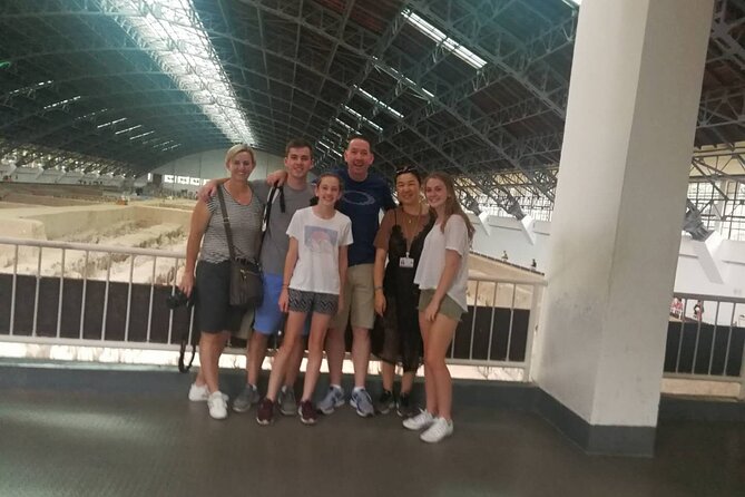 One Day Private Trip to Terracotta Army and Huaqing Palace - Pacing, comfort, and what to wear