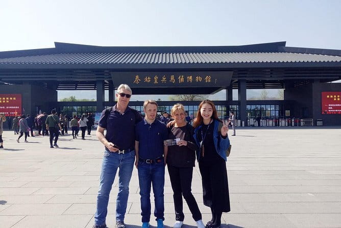 One Day Private Xian Tour from Shanghai by Flight - What You Actually Get: Included Comforts That Save Headaches