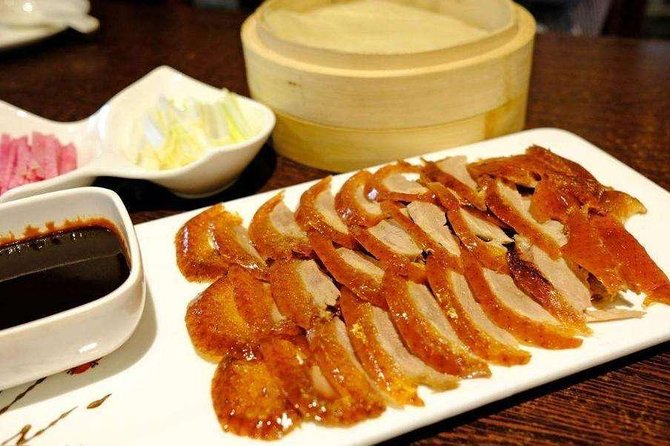 Peking Duck Dining Experience with Amazing Shanghai Night Lights - Stop 1: Yuyuan Old Street and the Start of the Night Walk