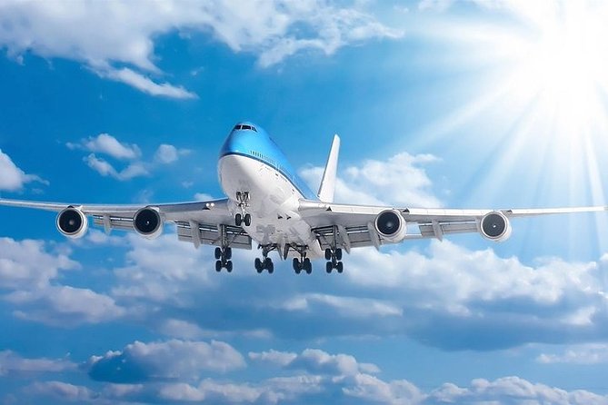 Private Arrival Transfer: Chengdu Airport (CTU or TFU) to Hotel - Your Vehicle: Private, Air-Conditioned, and Built for Luggage