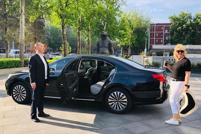 Private Beijing Airport Transfer To Beijing Downtown Hotel - Finding your driver after you land: the pickup mechanics that matter
