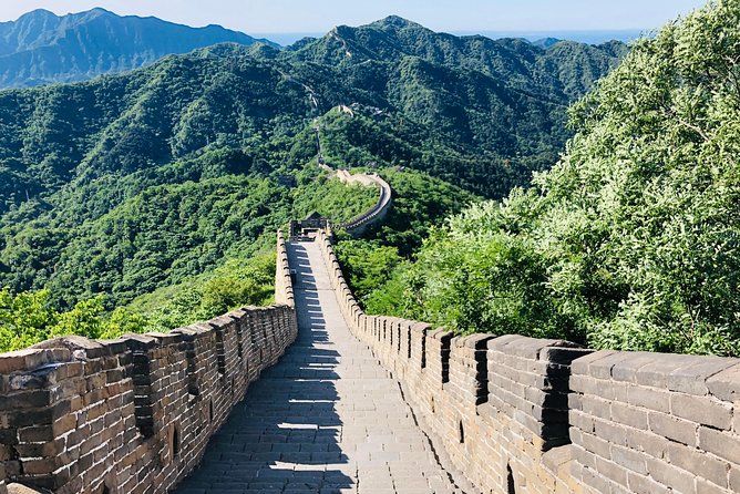 Private Beijing Driver Service to Mutianyu Great Wall - Private car to Mutianyu: the door-to-door advantage