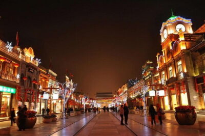 Private Beijing Night Walking Tour with Flag Lowering Ceremony at Tiananmen Square - Package choice: hotel transfer vs meet your guide