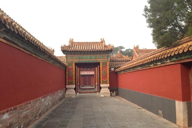 Private Beijing Tour: Forbidden City, Mutianyu Great Wall, and Dumpling Lunch - Tiananmen Square: a quick, photo-friendly introduction