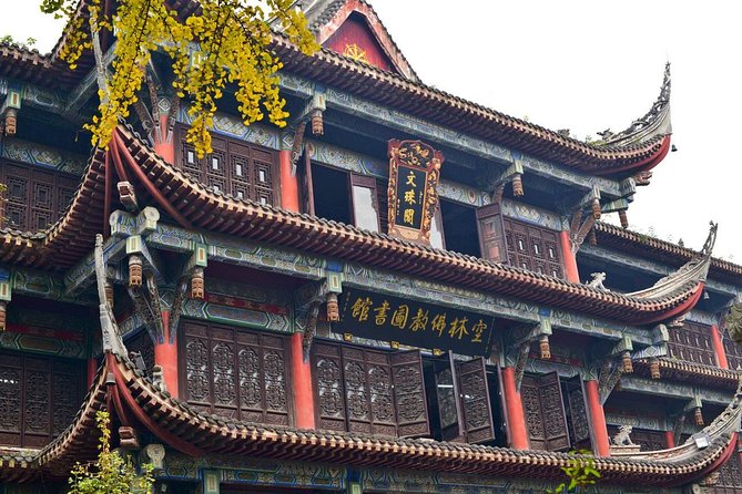 Private Chengdu Highlights Day Trip: Panda Base and City from Chongqing by Train - Price and value: what $234.36 really covers