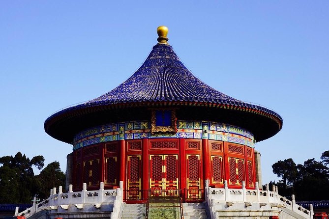 Private City Tour of Beijing including Lunch - The guide and driver difference: how a private day actually feels