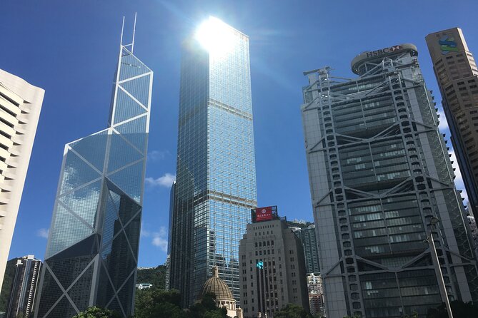 Private custom tour of Hong Kong - 3 hours - Mong Kok markets vs. Wong Tai Sin temple: two contrasts you can feel