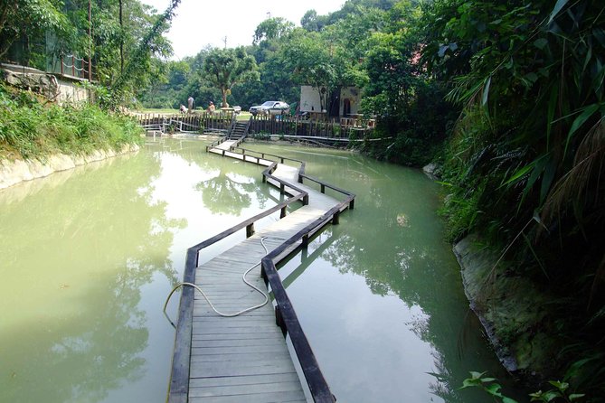 Private Day Tour to Gulong Canyon Glass Bridge from Guangzhou - Why Gulong Canyon’s glass route feels like more than a bridge