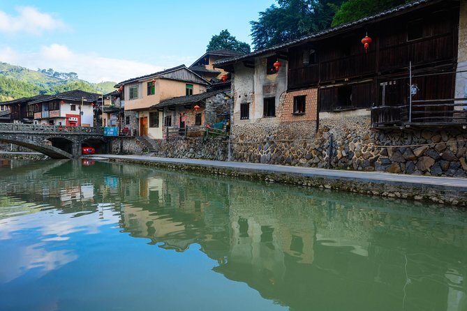 Private Day Tour To Tianluokeng Tulou from Xiamen Including Lunch - Key points before you go