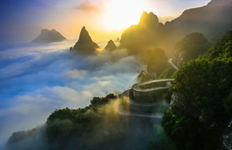 Private Day Tour to Tianmen Mountain & Glass Walk - The stories that make Tianmen Shan feel real