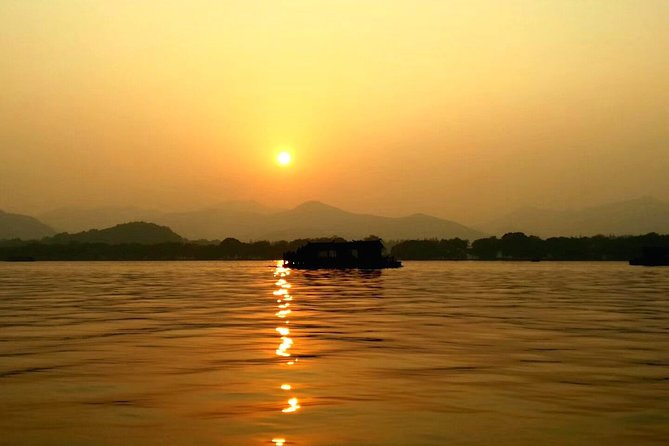 Private Day Trip to Hangzhou from Shanghai by Bullet Train - Getting to Hangzhou From Shanghai Without the Headache