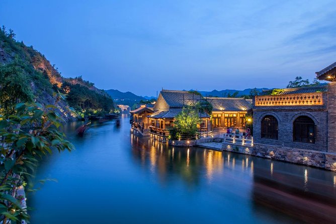 Private Evening Tour to Simatai Great Wall and Gubei Water Town - Getting comfortable for a chilly night wall walk
