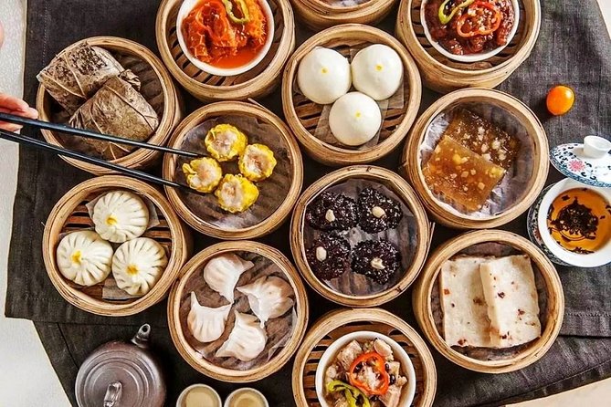 Private Flexible Guangzhou Layover Tour of Old and New Highlights - The dim sum meal: included food that keeps your layover sane