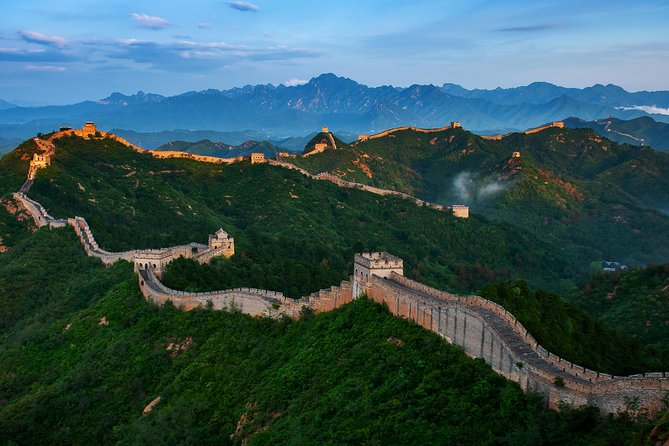 Private Great Wall Hiking Tour from Simatai West to Jinshanling - Bottled water and the day-pack detail people skip