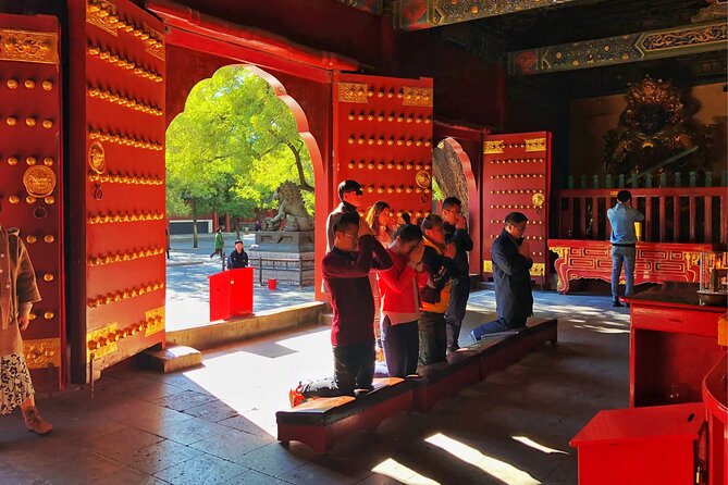 Private Half-Day Temple of Heaven and Lama Temple Tour - Lama Temple (Yonghegong): where imperial power becomes temple life