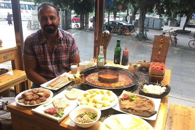 Private Half-Day Tour in Sichuan Culture Show with Hot Pot Dinner in Chengdu - Guides and language: what English support really buys you