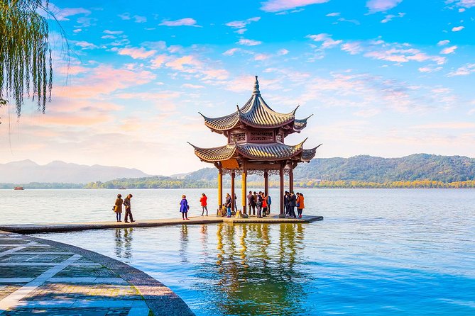 Private Hangzhou Day Tour to West Lake, Lingyin Temple, Tea Village, Old Pagoda - Meijiawu Tea Village: Longjing Green Tea Country, Up Close