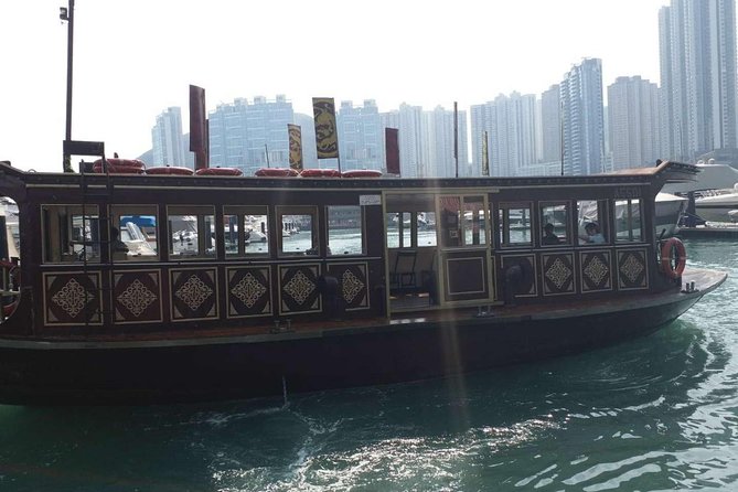 Private Highlights Tour of Hong Kong Island - Repulse Bay Beach: a free coastal pause with a reality check on wealth