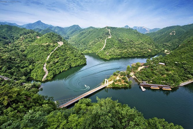 Private Hiking Day Trip to Huanghuacheng Water Great Wall - The wall hike itself: entering the Ming ramparts and finding your pace