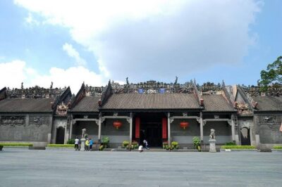 Private Historical Tour: Guangzhou City Sightseeing Including Lunch - Chen Clan Ancestral Hall: carvings, beams, and serious craftsmanship