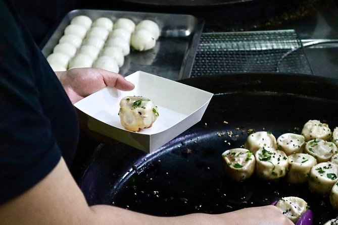 Private Hong Kong's Hidden Eats Food Tour with 7+ Local Tastings - Key Things That Make This Tour Worth Your Time