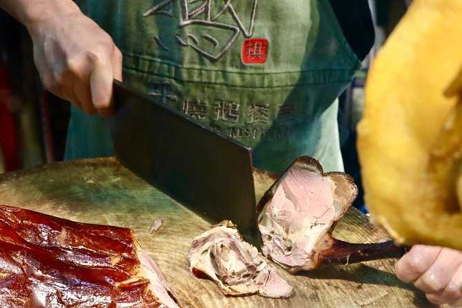 Private Hong Kong's Hidden Eats Food Tour with 7+ Local Tastings - Entering Hong Kong Through Tin Hau: The Start Point That Sets the Tone