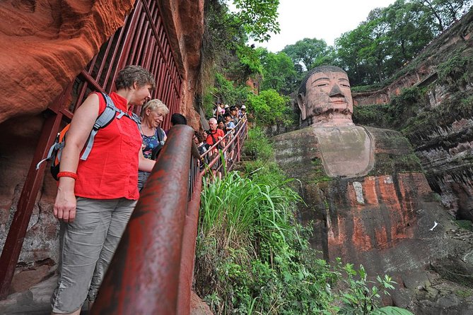 Private Leshan Giant Buddha and Local Food Tasting Trip - Should you book this private Leshan Giant Buddha trip?