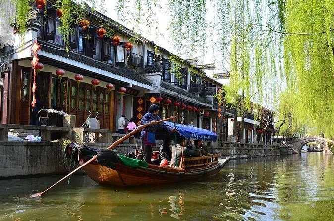 Private Round Trip Transfer to Suzhou & Zhouzhuang from Shanghai - Zhouzhuang walk + boat ride: how to make those three hours feel worthwhile