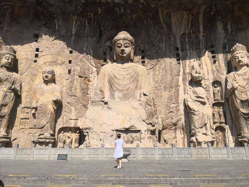 Private Tour: Longmen Grottoes, Shaolin Temple & Kungfu Show - The private guide experience: what consistently makes people happy