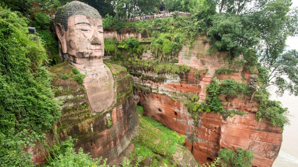 Private Tour to Leshan Giant Buddha & Huanglongxi Old Town - Lunch at a Local Farmhouse: Keep It Simple and Local