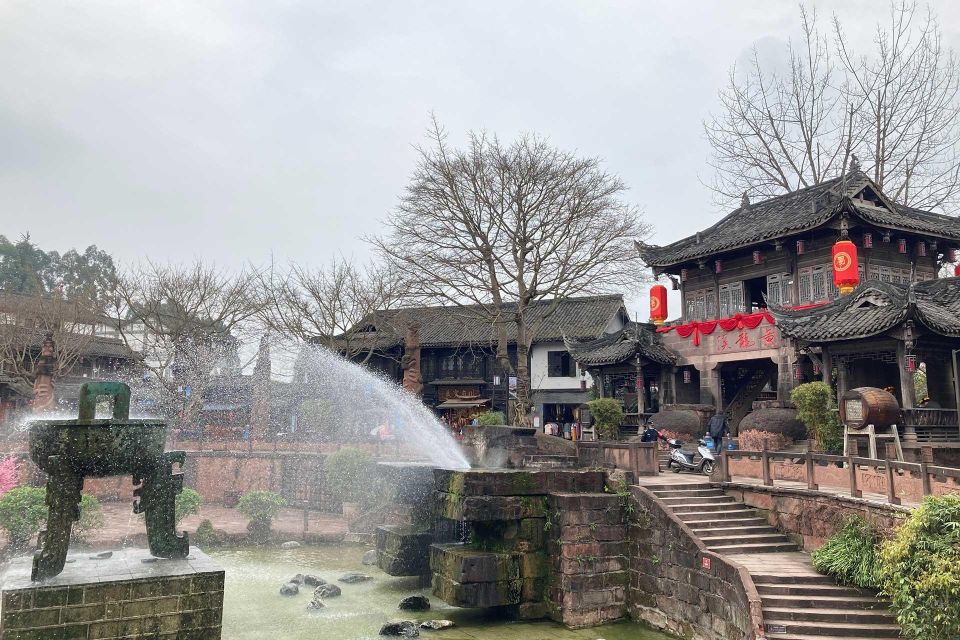 Private Tour to Leshan Giant Buddha & Huanglongxi Old Town - Getting Out of Chengdu: The Ride Time That Sets the Mood