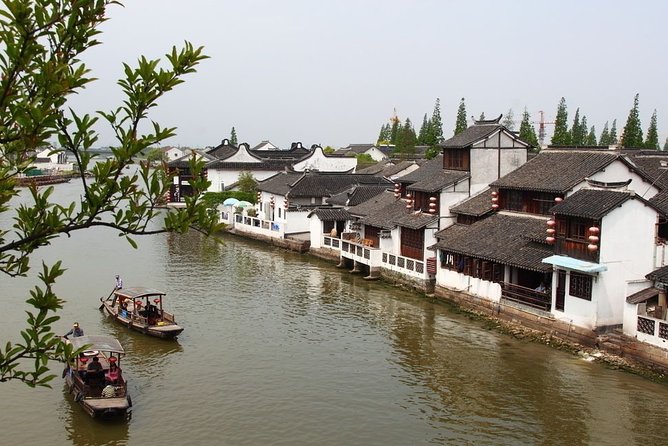 Private Tour: Zhujiajiao Water Town from Shanghai - Food and drinks: plan lunch as part of your own day