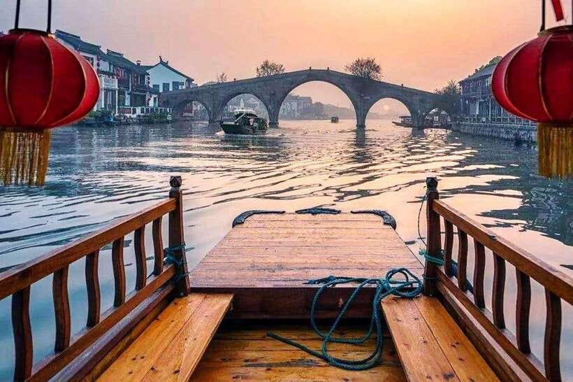 Private Tour:Zhujiajiao Water Town by German-Speaking Guide - Kezhi Ancient Garden: A Quiet Break from Canal Busy-ness