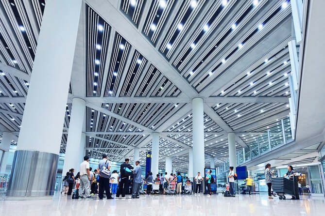 Private Transfer from Beijing Airport to Hotel with Meet & Greet - Which car you get: Passat, Buick GL8, or Toyota Coaster