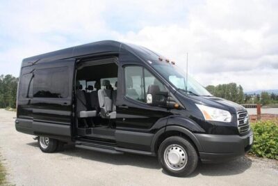 Private Transfer Shanghai Airport PVG / SHA to Shanghai / Suzhou - Vehicle choice: sedan, MPV, minibus, and what it means