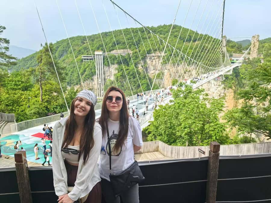 Private VIP Zhangjiajie Tianmen Mountain Day Tour - Panlong Cliff Glass Walkway: narrow, high, and very real