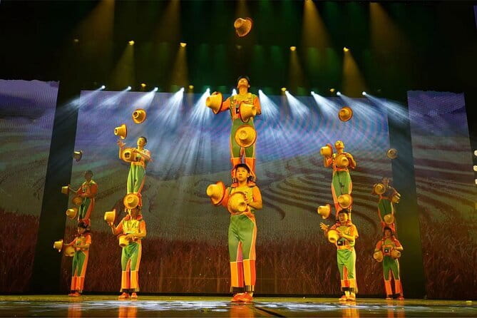 Red Theater Beijing Acrobatic Show Tickets Discount - Who should book this Beijing acrobat show?
