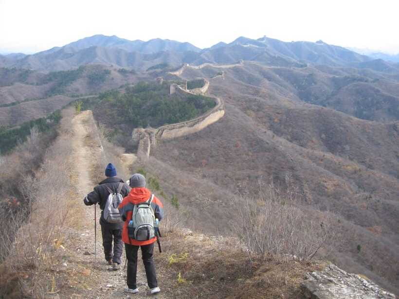 Self-guided challenging hiking from Jinshanling to Gubeikou - Leaving the Wall at Taochunkou: the off-wall nature detour at Jinshanling West Gate