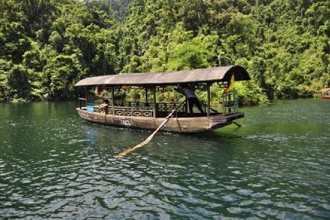 Seven Star Crag and Dinghu Mountain private day tour from Guangzhou - Getting There From Guangzhou: Pickup, A/C, and Real Time Planning