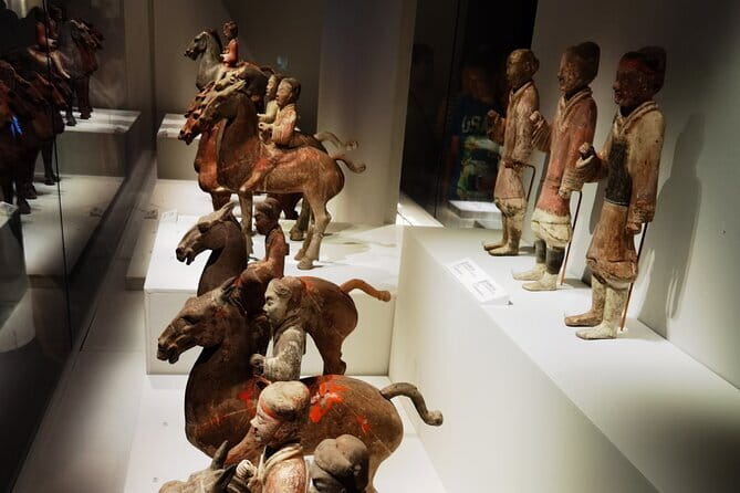 Shaanxi History Museum Qin-Han Branch English guide service - The museum experience: what to watch for inside the Qin-Han galleries