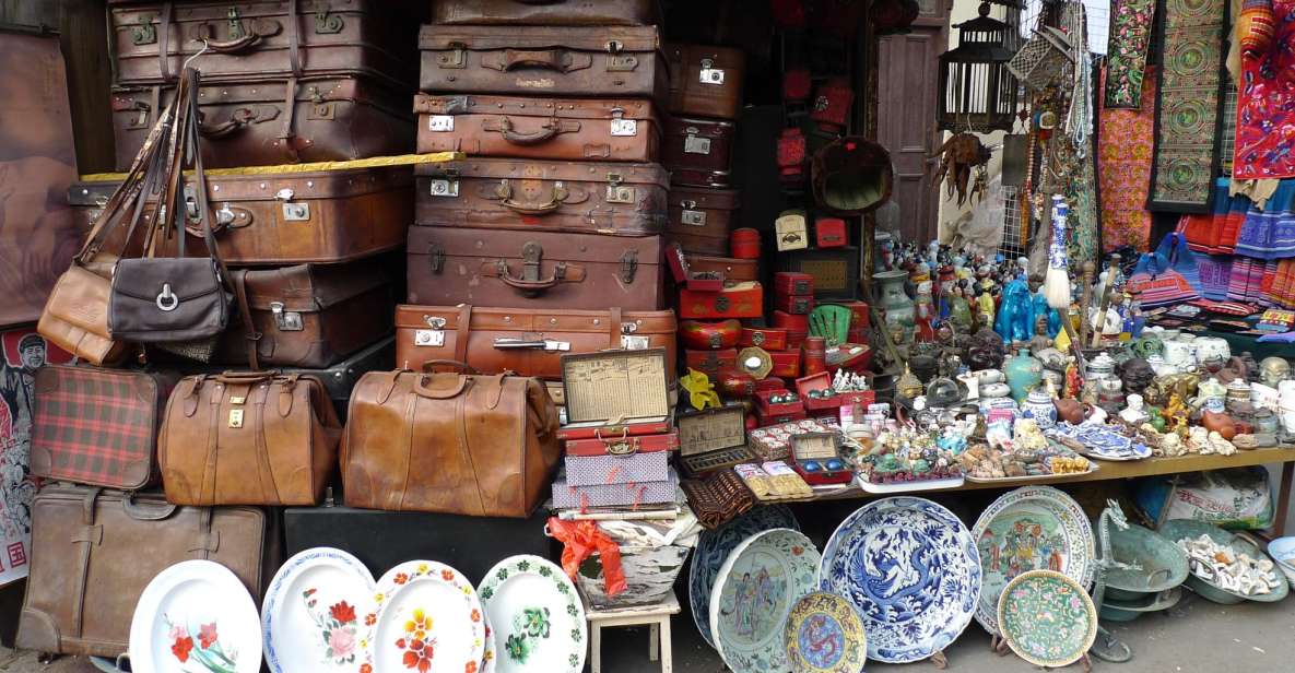 Shanghai: 3-Hour Old Shanghai City Tour - Old-town bazaar lanes: where daily life shows up