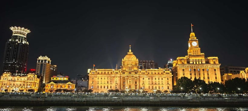 Shanghai: After Dark Dinner and Huangpu River Night Cruise - Who should book this tour?