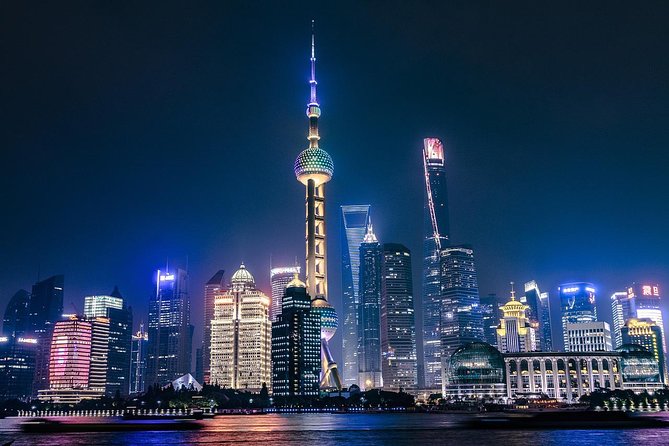 Shanghai Authentic Dinner and Night River Cruise with Rooftop Bar Hopping Option - Downtown Pickup Means You Can Start Relaxed