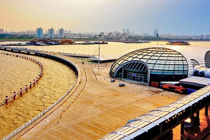 Shanghai Baoshan Cruise Port to Pudong Airport :Private transfer Service - Who This Transfer Fits Best
