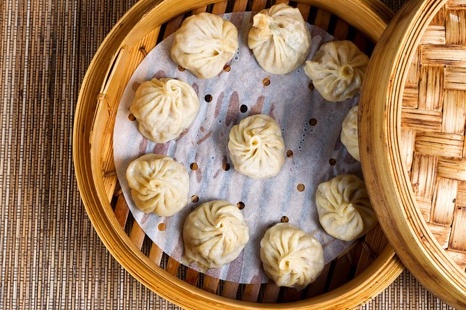 Shanghai By Night: 3-Hour Private Evening Food Tour, incl Drinks - Drinks, Water, and the Pace of Tastings