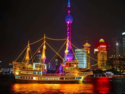 Shanghai By Night: Amazing River Cruise and Hot Pot Dinning - Boarding the VIP Area: Night Skyline Views from the Best Angle