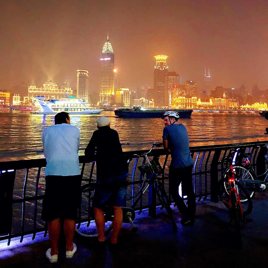 Shanghai Charming Night Small Group Bike Tour - Getting Set Up: Meeting Point, Small-Group Feel, and Traffic Reality