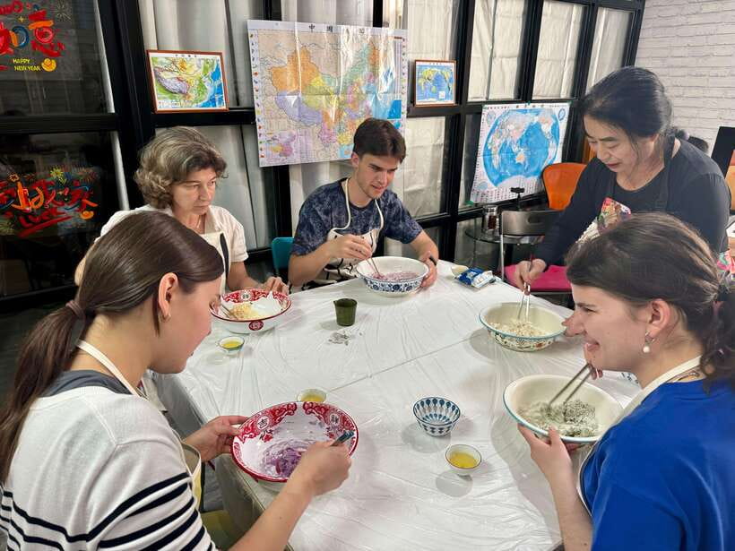 Shanghai-Cooking Dumpling & Meal in Local Family-w/Vegan - Why this Dumpling Class in Jingan Works Better Than a Typical Tour