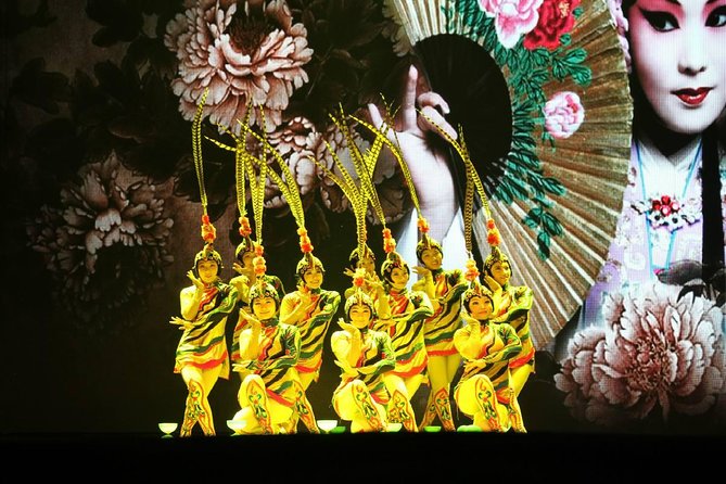 Shanghai Dinner and Acrobatics Show - 5:00 pm Pickup And A Private Pace You Can Actually Enjoy