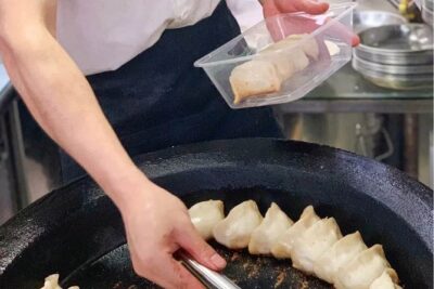 Shanghai Evening Food Tour/Shanghai tour gastronomico nocturno - What You’ll Actually Eat: Snacks, Noodles, and Spicy Hotpot Moments